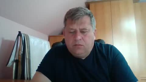 freeboy80180 online show from October 26, 2025, 9:04 am