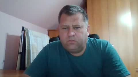 freeboy80180 online show from November 22, 2025, 12:48 pm