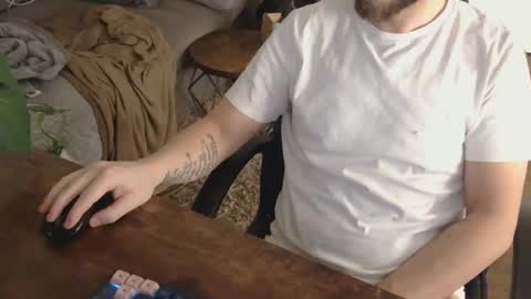 Snapshot of freeflyer77777 chatting on January 7, 2026, 11:34 am freeflyer77777 online show from January 7, 2026, 11:34 am