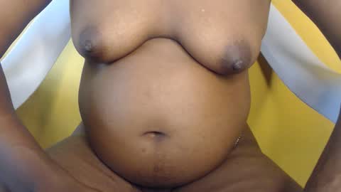 Snapshot of freelady1011 chatting on February 12, 2026, 2:34 pm babyyo online show from February 12, 2026, 2:34 pm