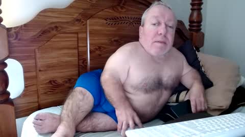 Cute Lil Man online show from September 16, 2025, 7:31 am