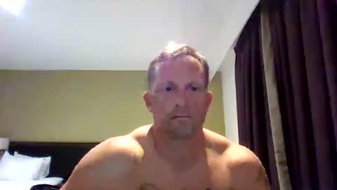 Snapshot of freeusemuscle chatting on July 14, 2026, 9:09 pm freeusemuscle online show from July 14, 2026, 9:09 pm
