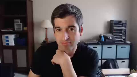 FreeYourMind online show from October 17, 2025, 8:44 pm