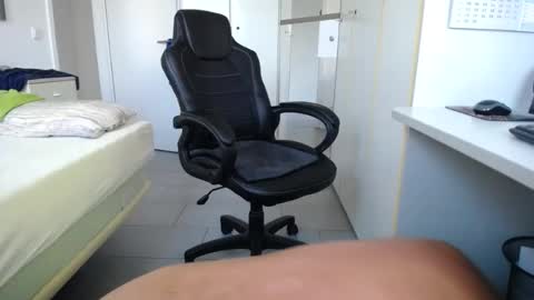 Snapshot of freiherr111 chatting on September 21, 2025, 5:42 am Walter Fischer online show from September 21, 2025, 5:42 am