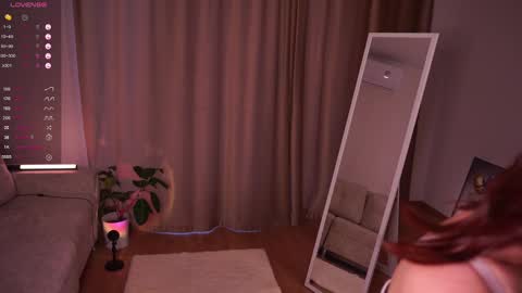 Snapshot of french_eyes chatting on March 7, 2025, 12:45 pm Emmy online show from March 7, 2025, 12:45 pm