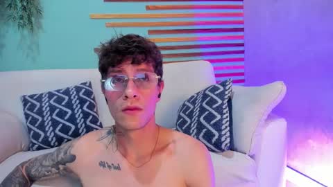 Xavier online show from November 28, 2025, 8:22 pm