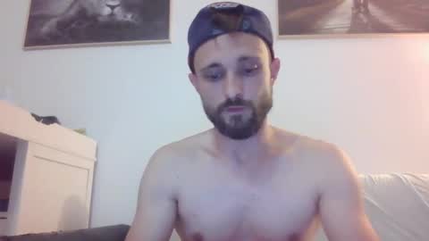 Snapshot of french_truck chatting on April 18, 2026, 7:58 pm french_truck online show from April 18, 2026, 7:58 pm