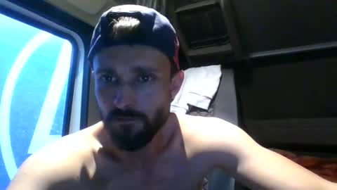 Snapshot of french_truck chatting on May 4, 2026, 6:15 pm french_truck online show from May 4, 2026, 6:15 pm