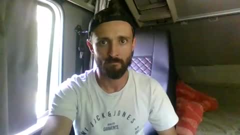 Snapshot of french_truck chatting on May 13, 2026, 5:10 pm french_truck online show from May 13, 2026, 5:10 pm