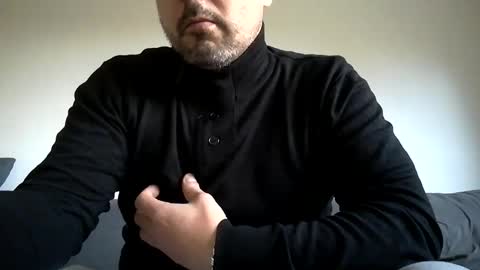 Snapshot of frenchhard0000 chatting on December 7, 2024, 2:57 pm Horny french hard online show from December 7, 2024, 2:57 pm