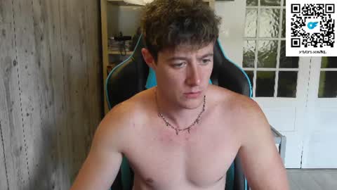 Snapshot of frenchhornybibs chatting on June 4, 2026, 12:00 pm French Horny Bibs online show from June 4, 2026, 12:00 pm
