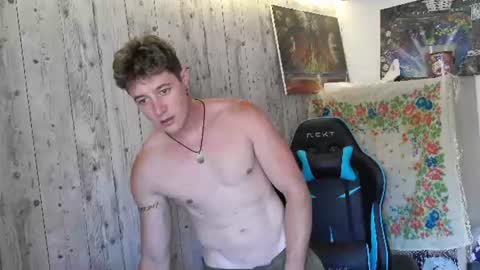 Snapshot of frenchhornybibs chatting on July 11, 2026, 1:14 pm French Horny Bibs online show from July 11, 2026, 1:14 pm