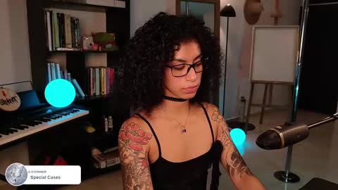 Vale online show from October 19, 2025, 5:19 am