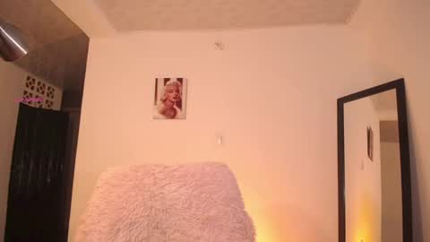 see u 500 pm hora col online show from November 9, 2025, 10:30 pm