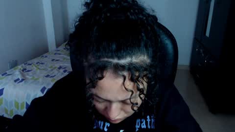 Snapshot of freud_x_louise1 chatting on January 3, 2025, 12:08 pm Louise  online show from January 3, 2025, 12:08 pm