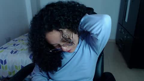 Snapshot of freud_x_louise1 chatting on January 7, 2025, 9:29 am Louise  online show from January 7, 2025, 9:29 am