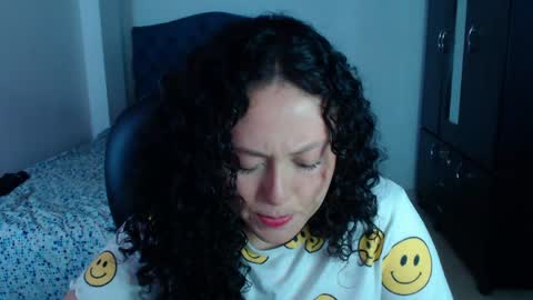Snapshot of freud_x_louise1 chatting on May 9, 2026, 10:04 pm Louise online show from May 9, 2026, 10:04 pm