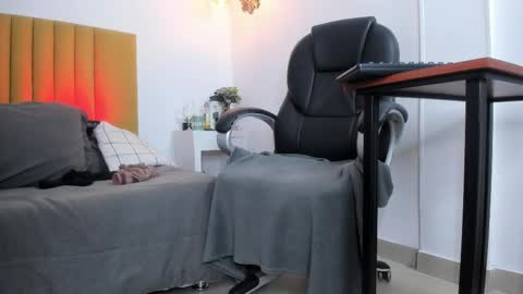 Snapshot of freya_26 chatting on January 11, 2026, 4:01 pm Freya online show from January 11, 2026, 4:01 pm