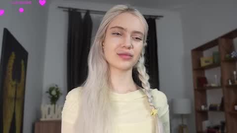 Freya online show from March 20, 2026, 7:41 pm