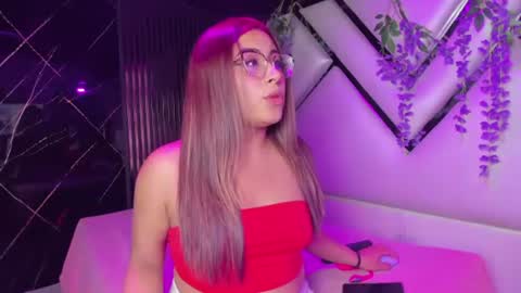 Snapshot of freya_miller_ chatting on July 2, 2026, 4:07 am Freya online show from July 2, 2026, 4:07 am