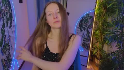 Snapshot of freya_nilsson chatting on December 7, 2024, 3:52 pm Freya online show from December 7, 2024, 3:52 pm