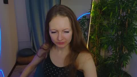 Snapshot of freya_nilsson chatting on December 20, 2024, 3:31 pm Freya online show from December 20, 2024, 3:31 pm