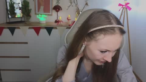 Snapshot of freya_nilsson chatting on December 24, 2024, 3:58 pm Freya online show from December 24, 2024, 3:58 pm