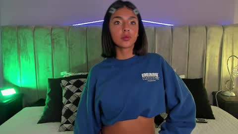 Snapshot of freya_stonee chatting on January 16, 2025, 3:56 pm Freya online show from January 16, 2025, 3:56 pm