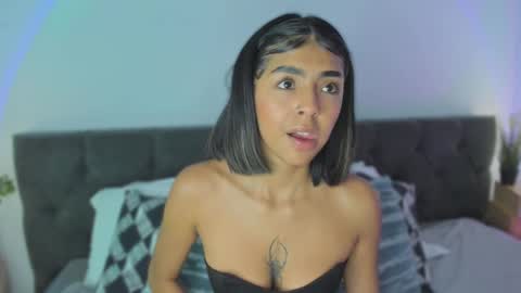 Snapshot of freya_stonee chatting on February 28, 2025, 11:36 am Freya online show from February 28, 2025, 11:36 am
