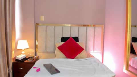 Freya Cameron online show from March 21, 2026, 12:32 pm