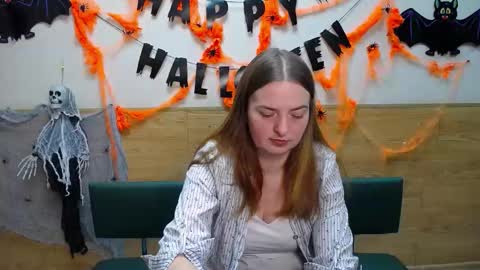 FreyaDak online show from November 6, 2025, 6:31 pm