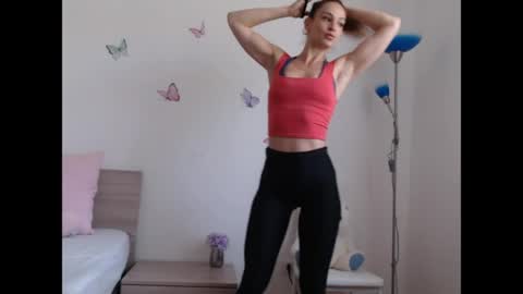 Snapshot of freyamuse chatting on April 23, 2026, 9:52 am FreyaMuse online show from April 23, 2026, 9:52 am