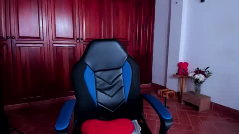 Snapshot of freyanatural chatting on February 23, 2026, 6:38 pm freyanatural online show from February 23, 2026, 6:38 pm