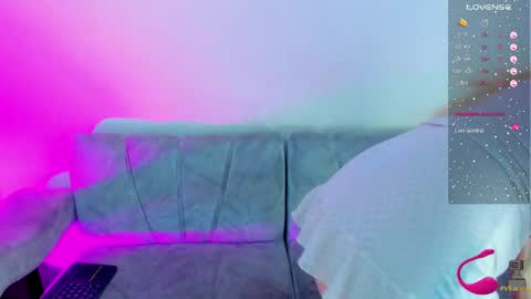 aura online show from February 14, 2025, 1:56 am