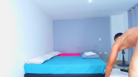 Snapshot of freyva_ chatting on January 14, 2025, 2:19 am freyva_ online show from January 14, 2025, 2:19 am