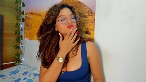 Frezzita online show from October 23, 2025, 8:07 pm