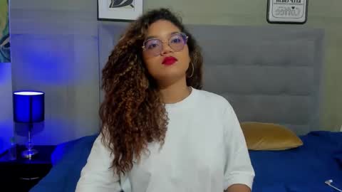 Frezzita online show from December 19, 2025, 8:05 pm