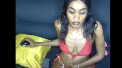 Snapshot of frianebony chatting on November 29, 2025, 2:53 pm Frian online show from November 29, 2025, 2:53 pm