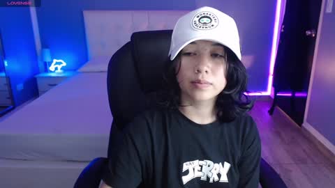 Snapshot of frida_lassi_ chatting on January 16, 2025, 8:25 pm frida_lassi_ online show from January 16, 2025, 8:25 pm