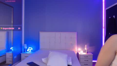 Snapshot of frida_lassi_ chatting on January 22, 2025, 3:07 pm frida_lassi_ online show from January 22, 2025, 3:07 pm