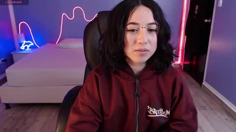 Snapshot of frida_lassi_ chatting on February 12, 2025, 10:48 pm frida_lassi_ online show from February 12, 2025, 10:48 pm