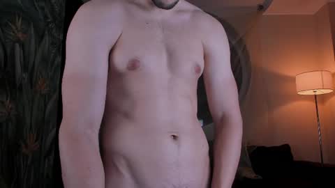 Snapshot of friend123211 chatting on July 30, 2026, 7:57 pm Viktor online show from July 30, 2026, 7:57 pm