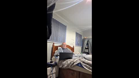 Snapshot of friendlydave528793 chatting on December 16, 2025, 8:08 am friendlydave528793 online show from December 16, 2025, 8:08 am