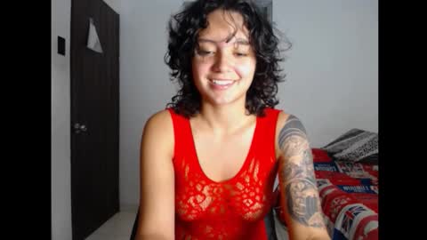 Snapshot of frikisa chatting on February 11, 2026, 1:32 am frikisa online show from February 11, 2026, 1:32 am