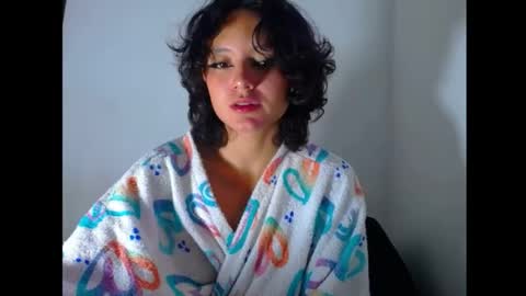 Snapshot of frikisa chatting on May 4, 2026, 3:57 am frikisa online show from May 4, 2026, 3:57 am
