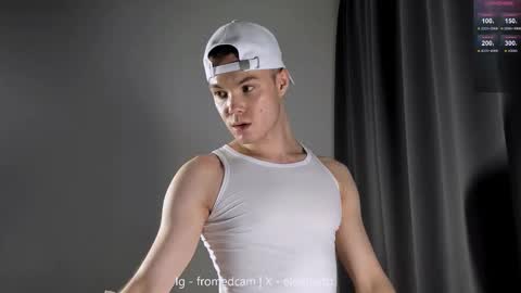 Snapshot of fromedcam chatting on November 15, 2025, 8:49 pm ED online show from November 15, 2025, 8:49 pm