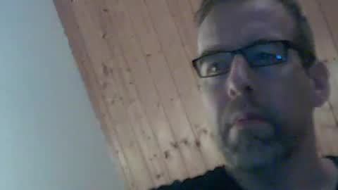 fromgermanywithlove1 online show from January 18, 2026, 2:26 am