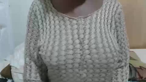 Snapshot of fruity28 chatting on November 2, 2025, 8:28 am fruity28 online show from November 2, 2025, 8:28 am