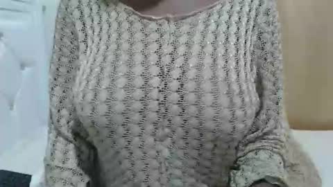 Snapshot of fruity28 chatting on November 19, 2025, 2:00 am fruity28 online show from November 19, 2025, 2:00 am