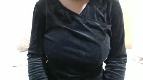 Snapshot of fruity28 chatting on December 2, 2025, 3:56 am fruity28 online show from December 2, 2025, 3:56 am